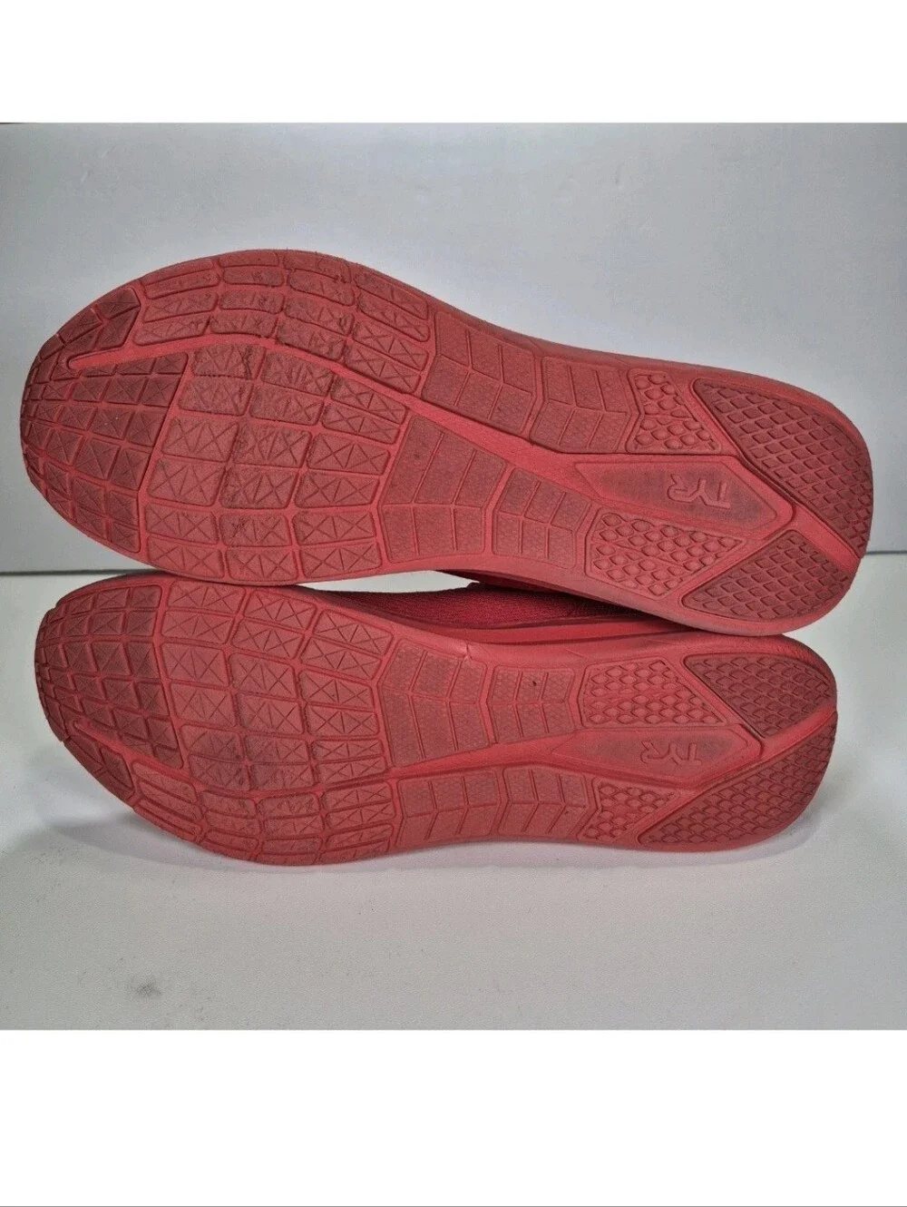 TYR Techknit RNR 1 Red Shoes Men Size 12 Women Size 13.5 Running Sneakers